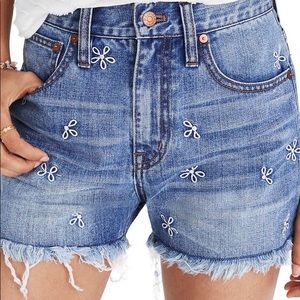 NWOT Madewell The Perfect Jean Short Daisy Size 32